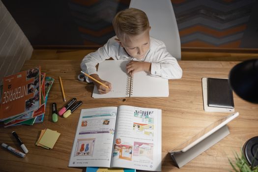 Curso Online Ajuda Alunos da Rede Pública a Melhorar o Desempenho - imagem 3