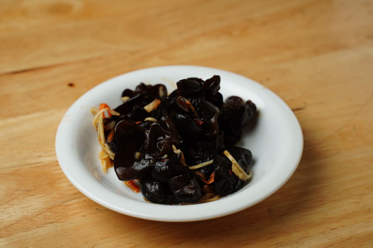 きくらげ（キクラゲ属）を使った料理