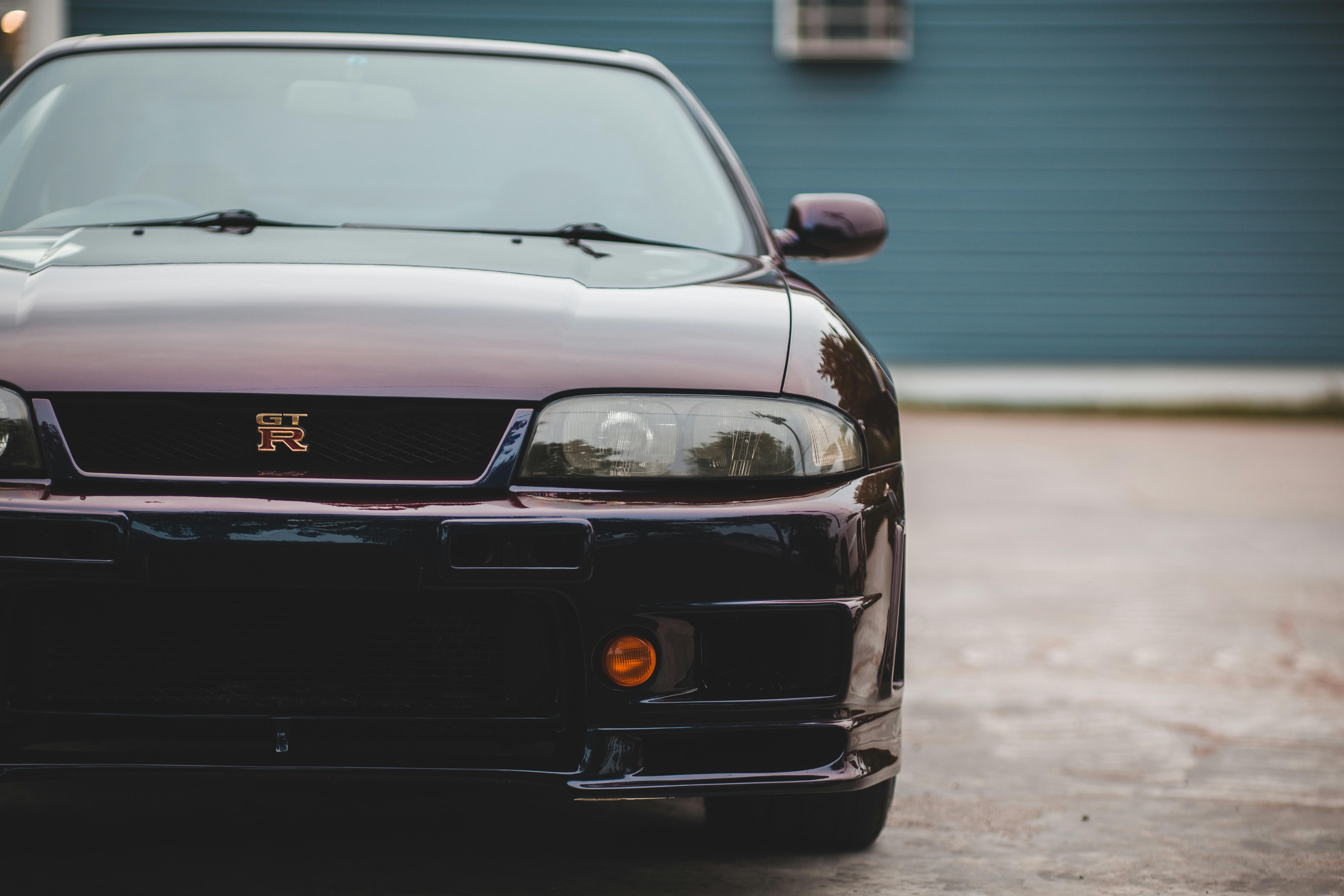 What does a black flag in front of a house mean?