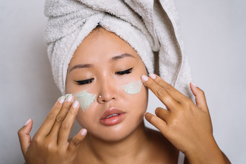 Cách Contour Cho Mặt Tròn Chi Tiết Từng Bước Tại Hà Nội