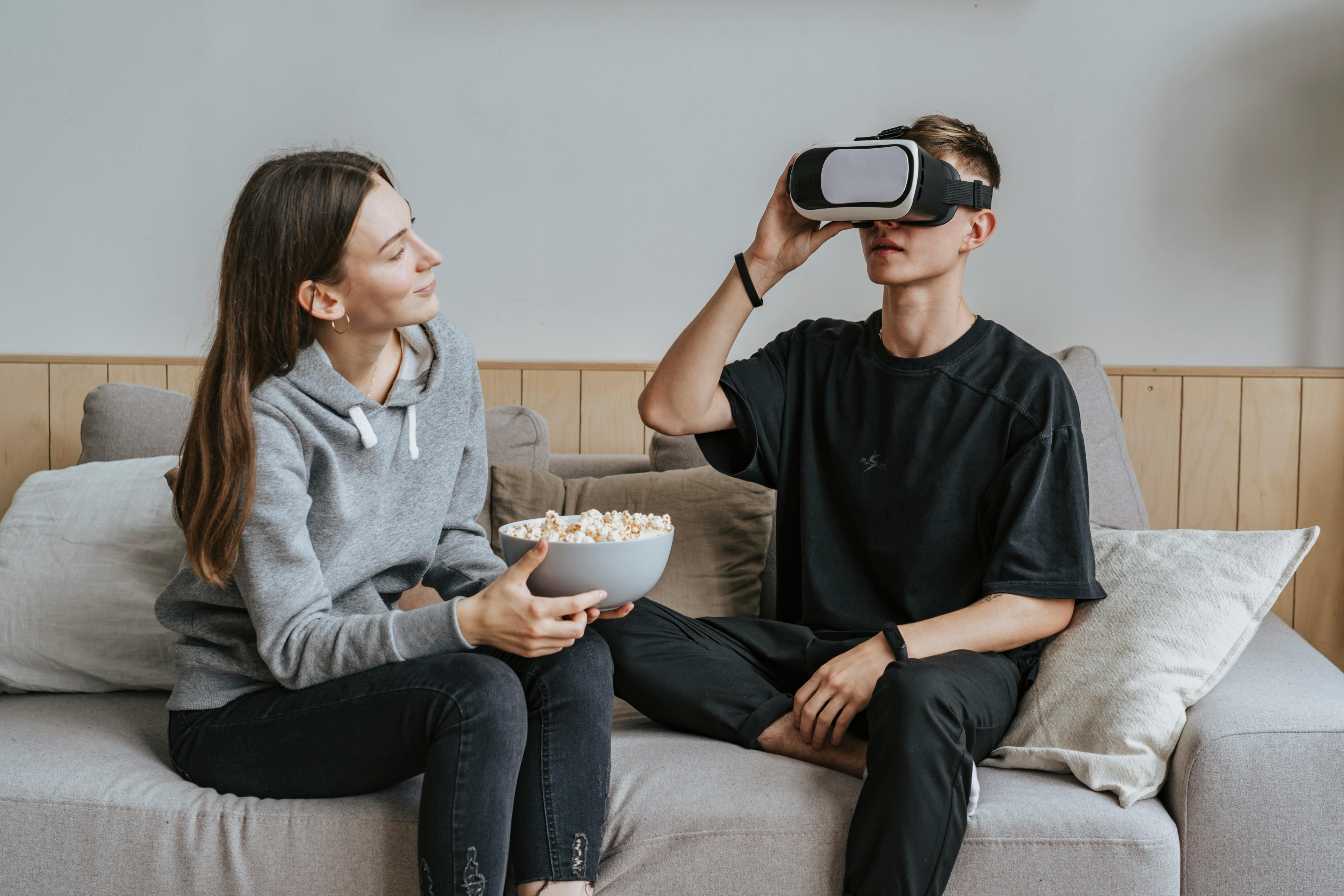 Consumer Electronics Trends 2025: Market Growth, AI &amp; DTC Playbook — Photo by olia danilevich on Pexels