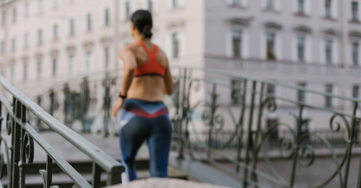 Mal Hanche Marche : Causes et Solutions