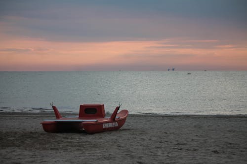 Foto d'estoc gratuïta de barca, cel clar, embarcació d'aigua