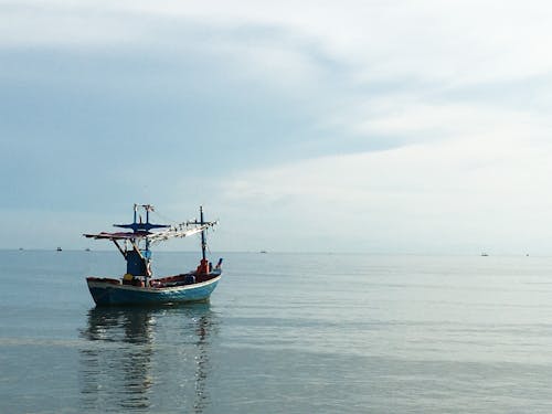 Imagine de stoc gratuită din albastru, barcă de pescuit, blând
