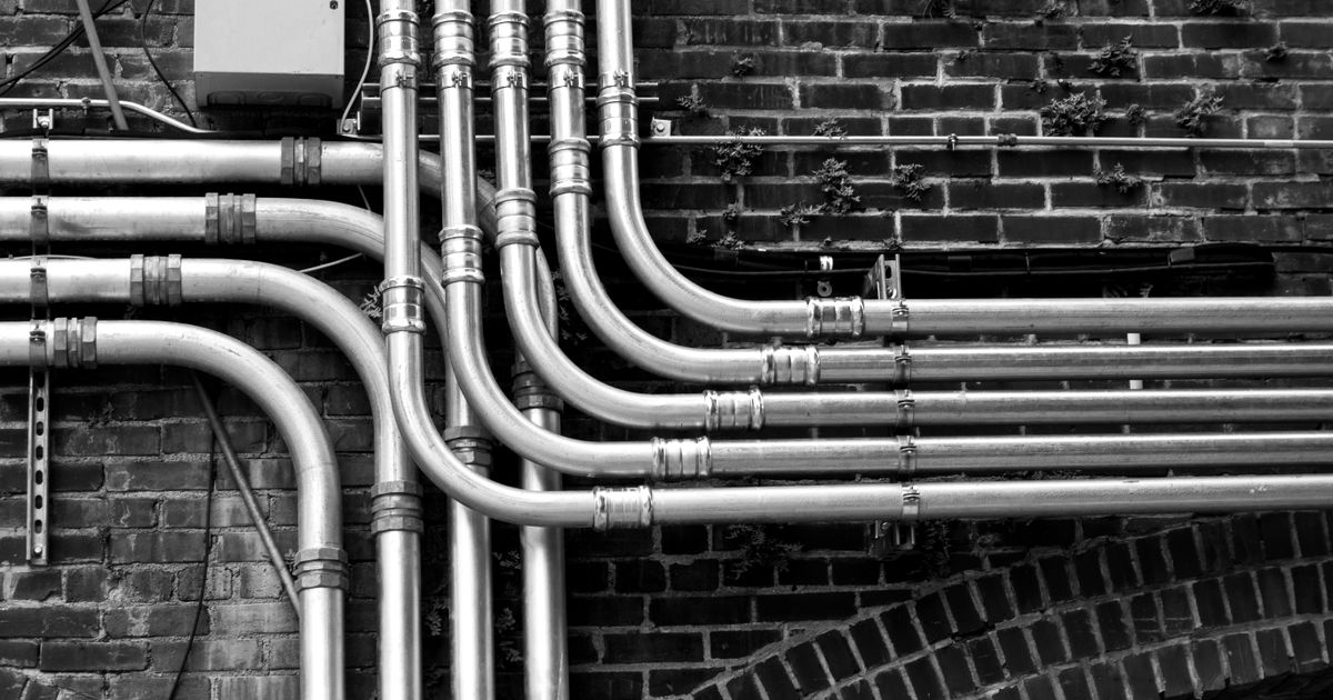 4 FieldEdge Alternatives for Plumbing Firms 2026