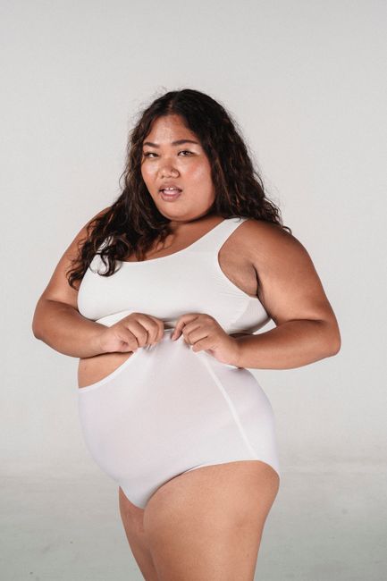 Tips for Perfectly Integrating Shapewear Under Your wedding Dress