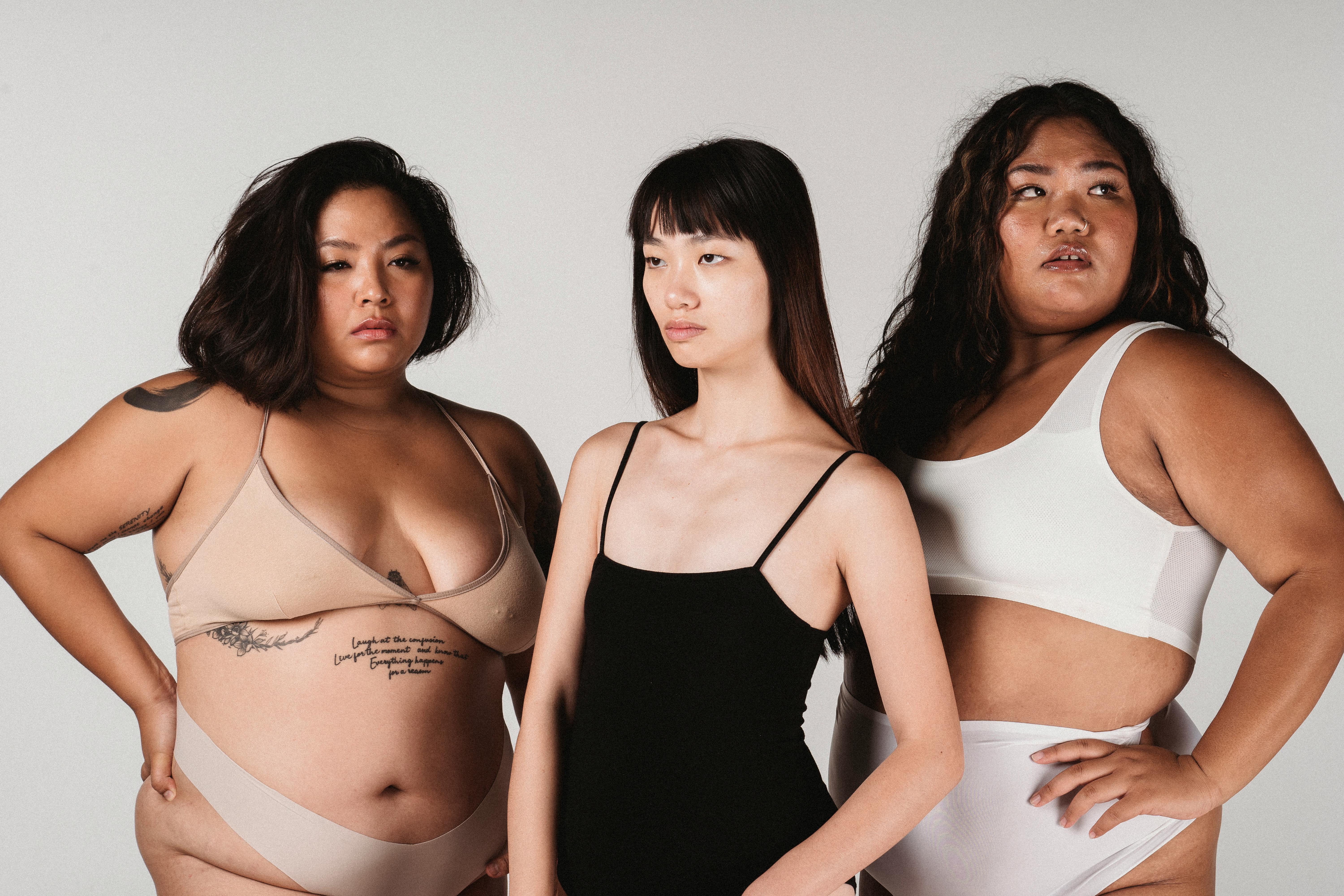 Celebrity vs Influencer: Who Really Shapes Lifestyle Choices Today? — Photo by Roberto Hund on Pexels