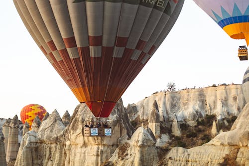 Бесплатное стоковое фото с активный отдых, горы, горячие воздушные шары