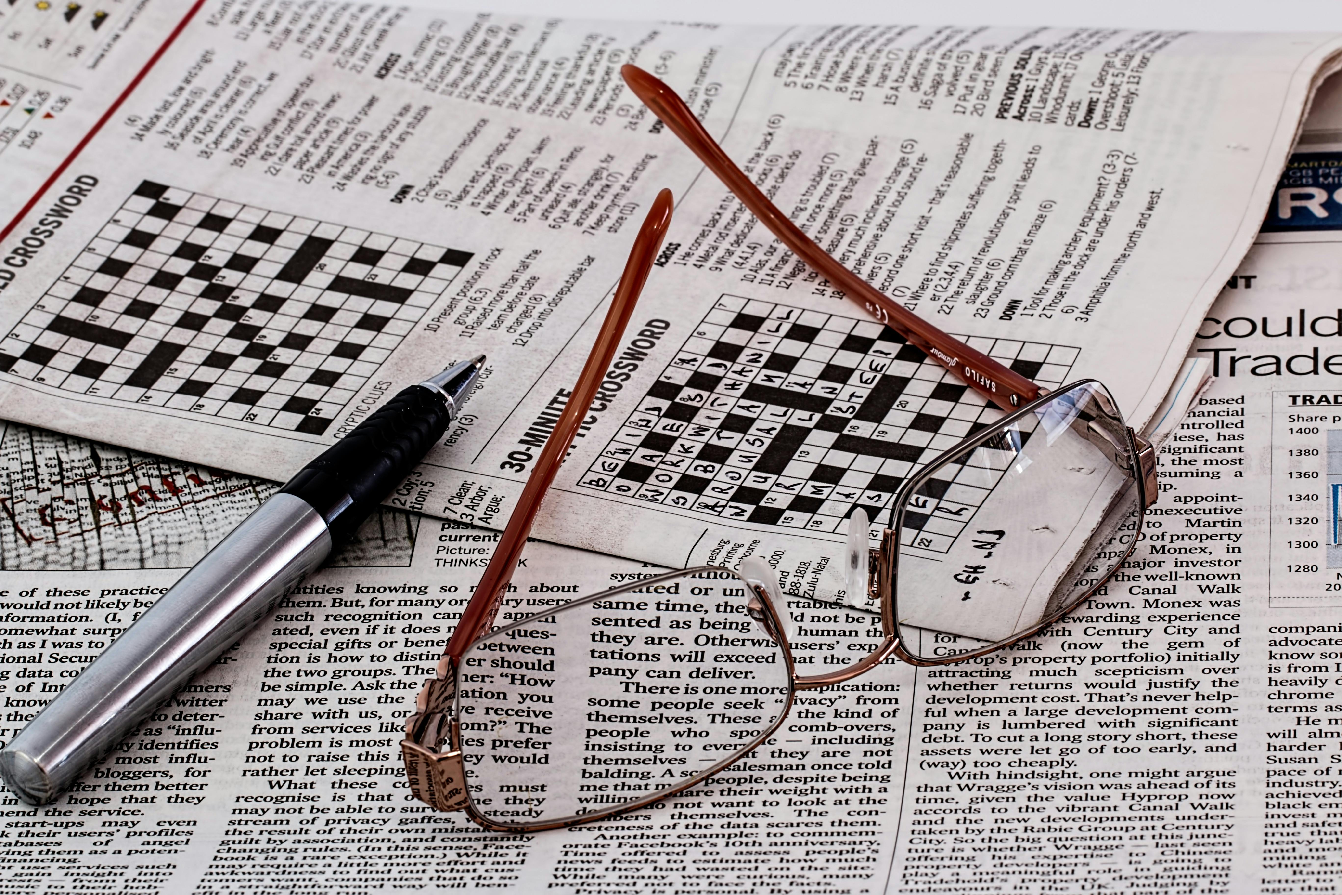 newspaper-news-media-spectacles-53209.jpeg?cs=srgbu0026dl=brille-brillen-kreuzwortratsel-53209.jpgu0026fm=jpg