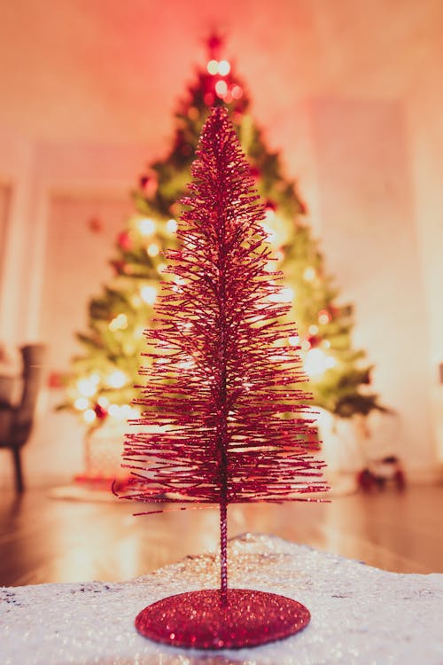 Free Kostenloses Stock Foto zu árvore de natal vermella, weihnachten, weihnachtsbaum Stock Photo