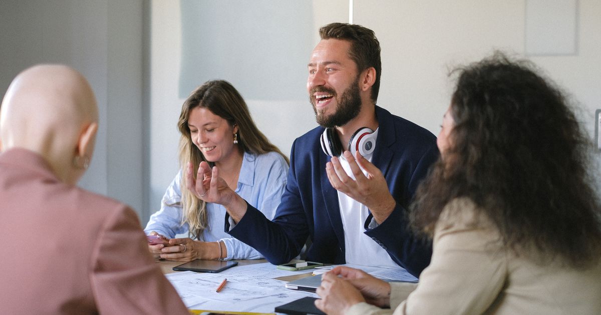 How to Get Repeat Clients and Referrals as a Freelancer