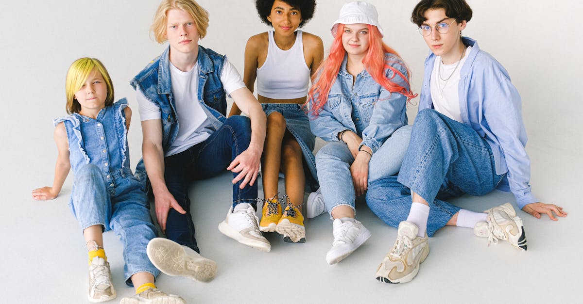 How to be cool girl in high school