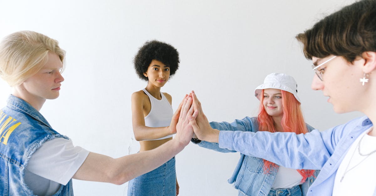 How does humans mate