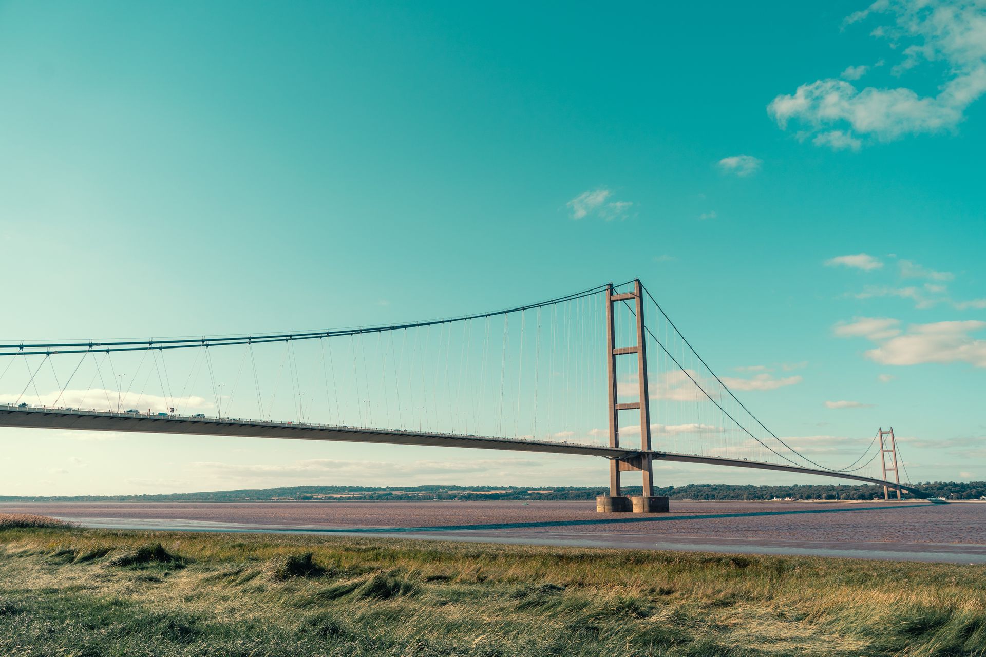 The Humber Bridge spanning the Humber Estuary