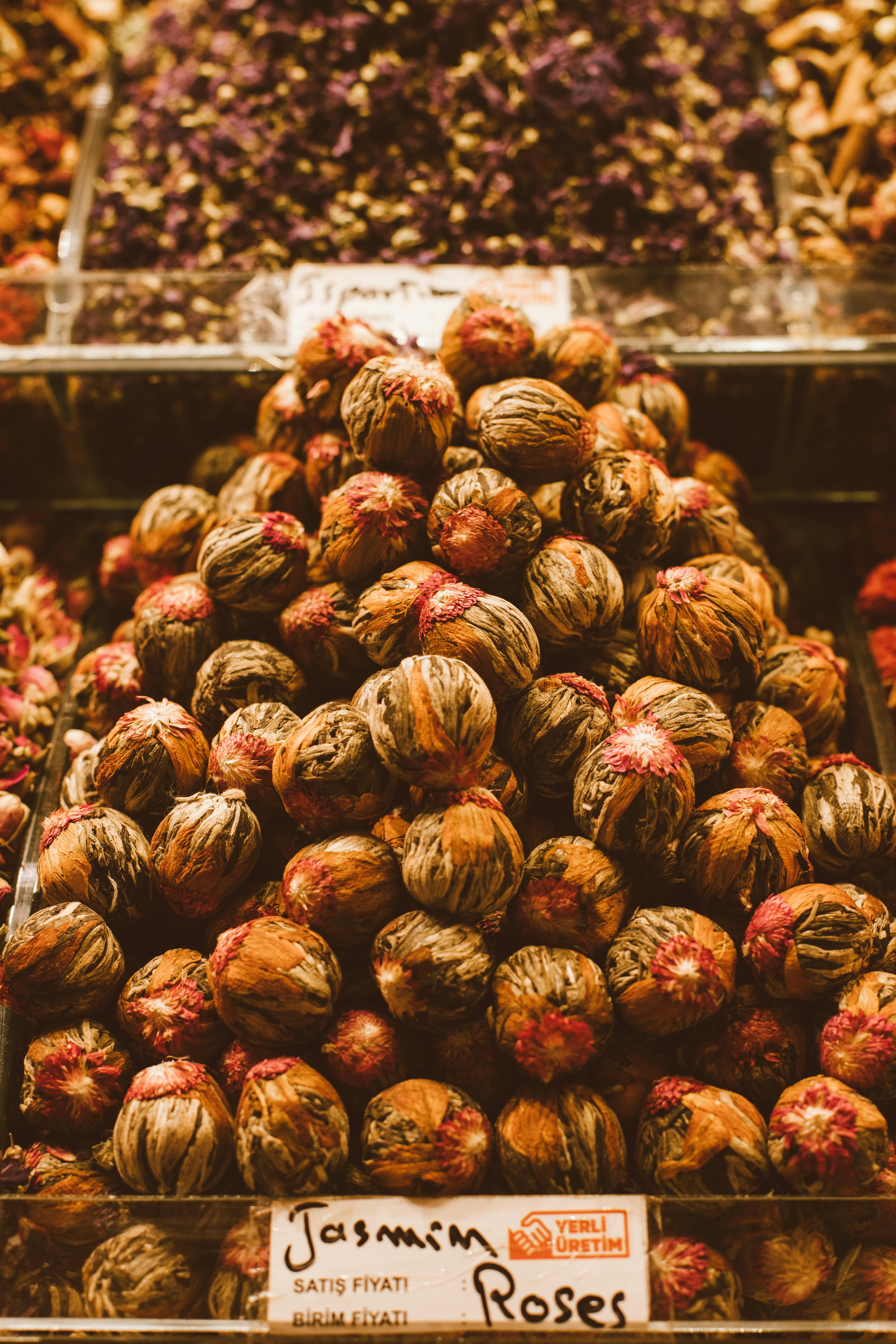 Utilize In-Season Produce⁤ for Cost-Effective Options