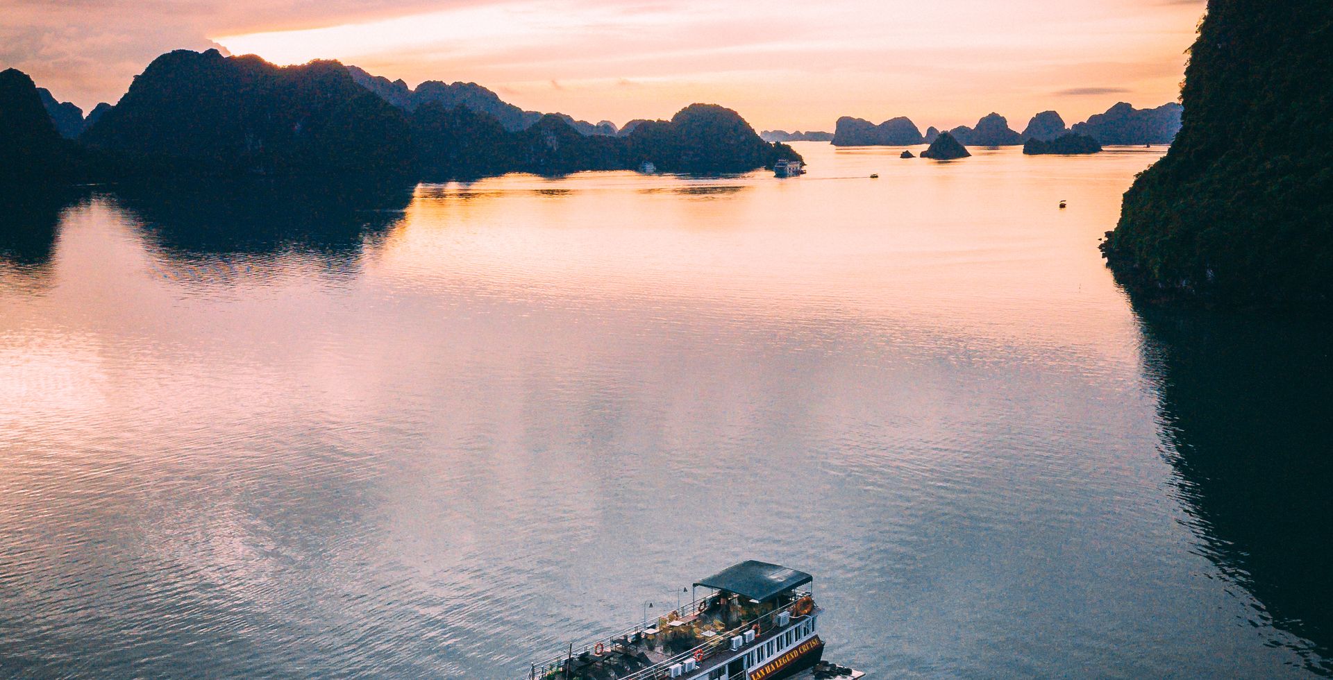 Ha Long Bay