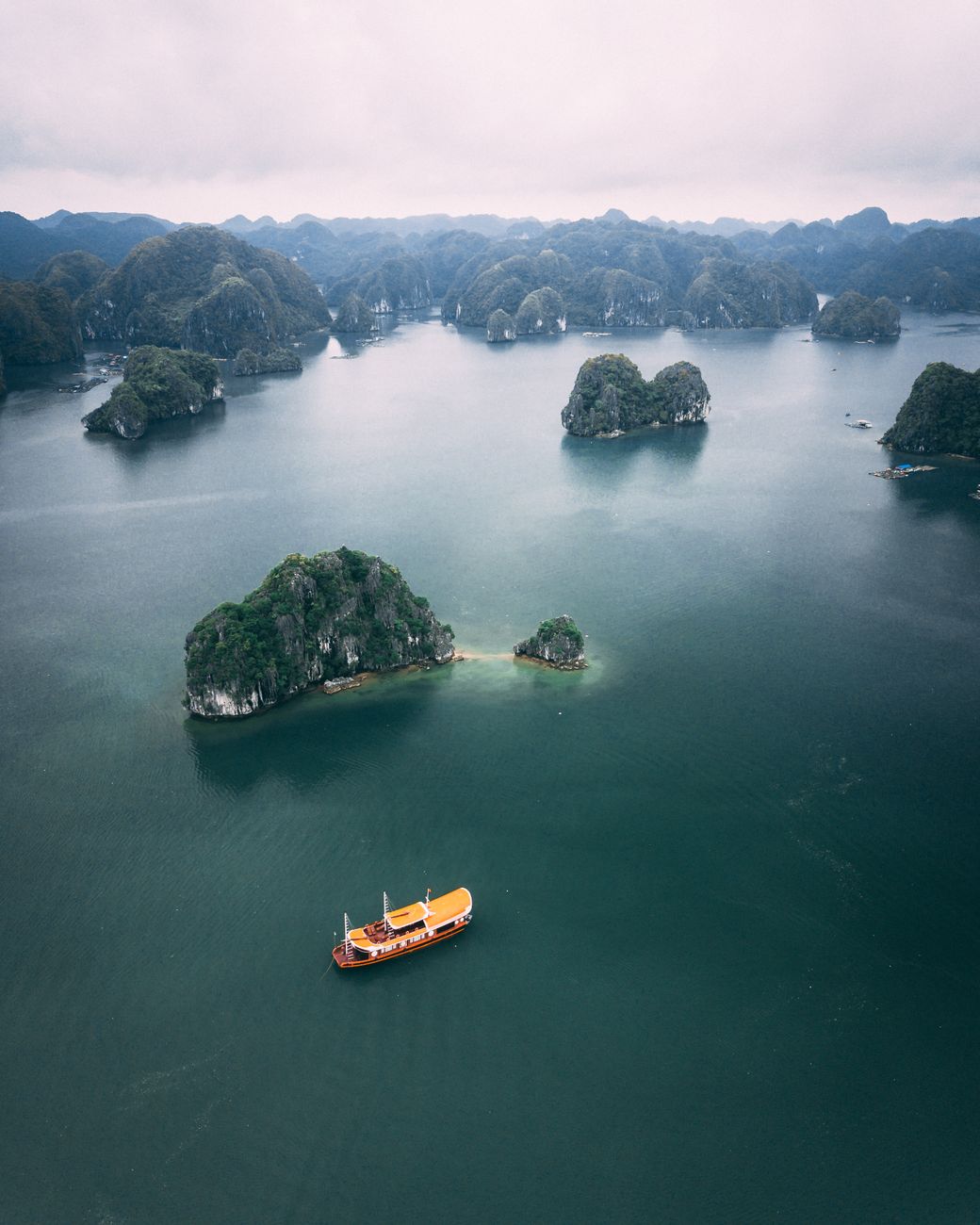 Halong Bay Day Cruise Tour