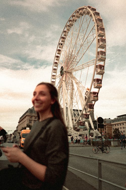 Ferris Wheel at Daytime Photo
