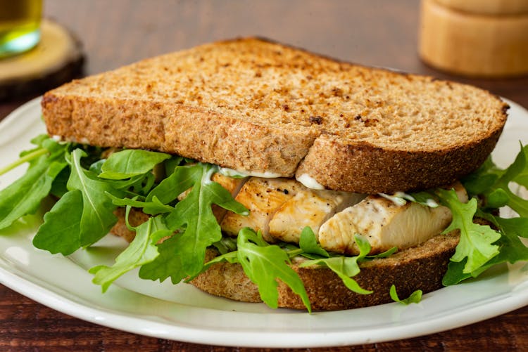 Toasted Bread And Sliced Grilled Chicken With Mayonnaise 