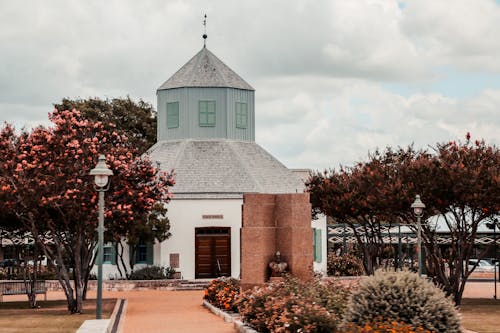 Gratis stockfoto met architectuur, atmosfeer, bewolkt