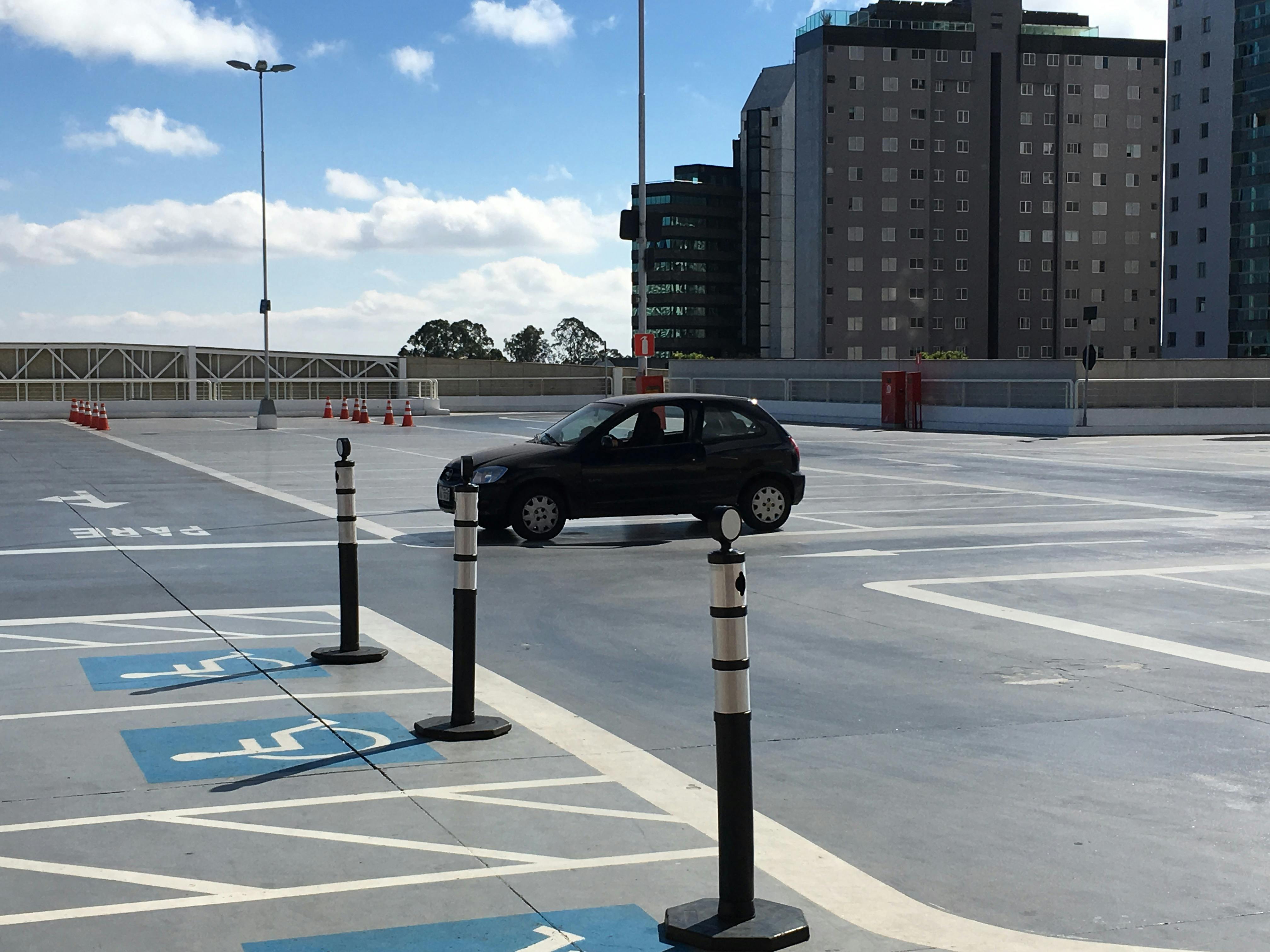 free-stock-photo-of-parking-area-shopping