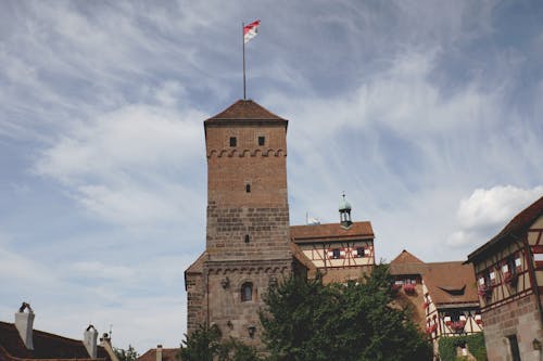 Foto profissional grátis de castelo, céu, torre