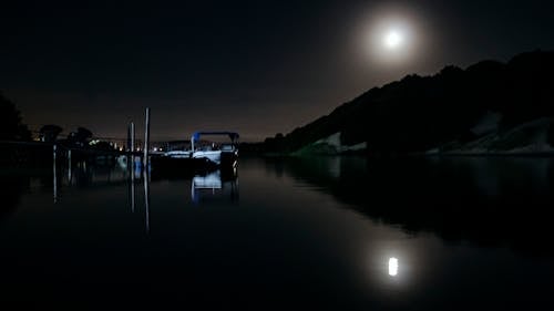 Photos gratuites de bateau, clair de lune, eau