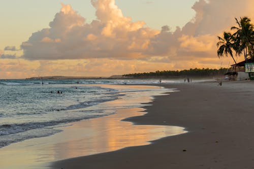 Darmowe zdjęcie z galerii z morze, nastrojowe niebo, piasek