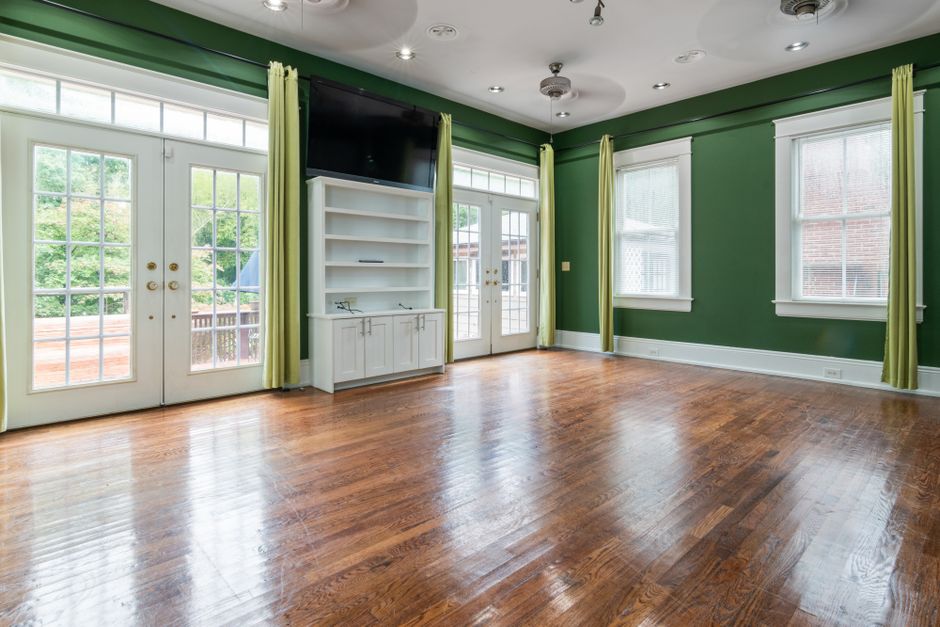 Hardwood Floor Drying & Salvage service in San Jose, California — hardwood floor drying with air movers