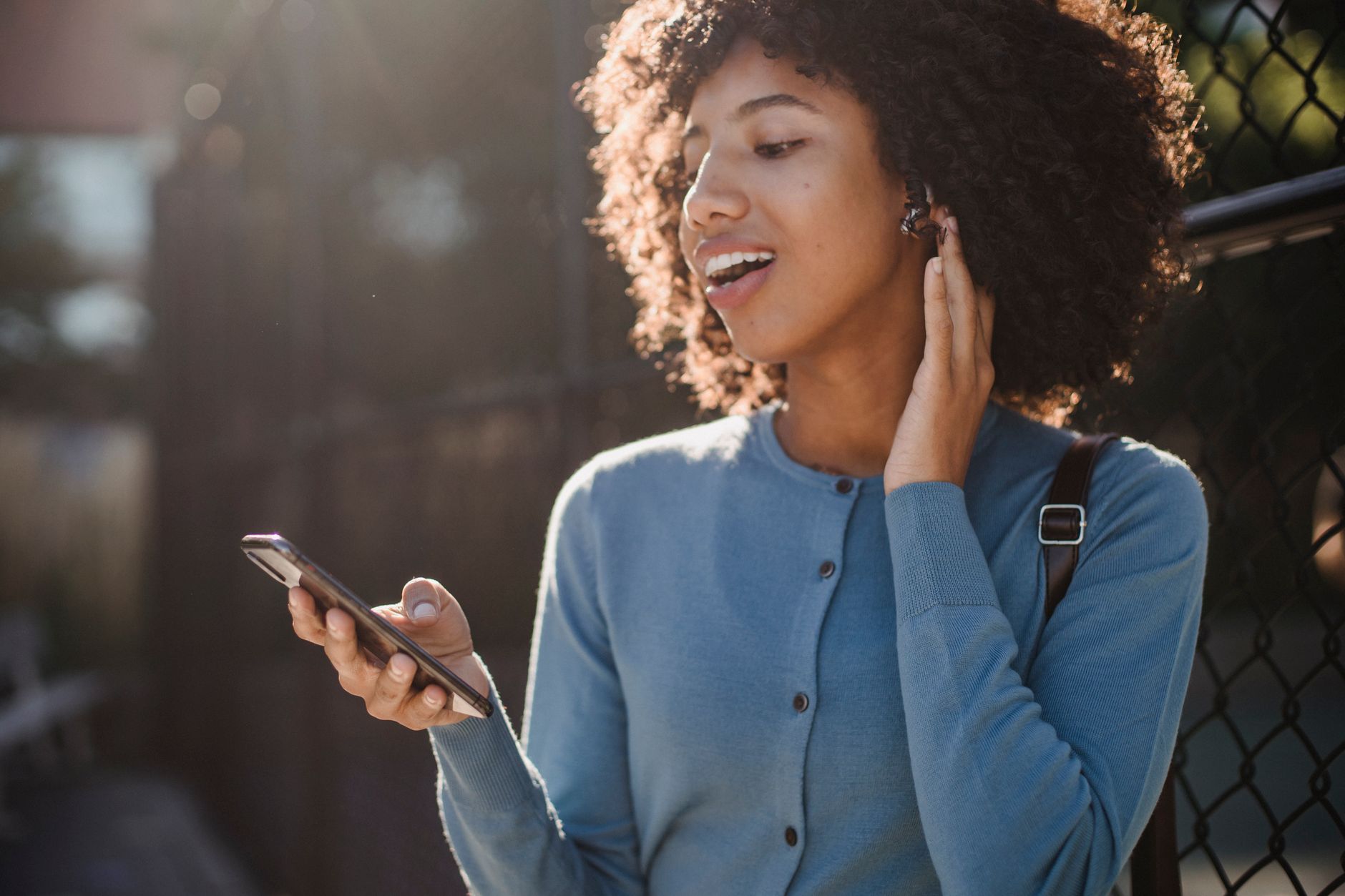 Bluetooth Headsets Market Set to Reach USD 14.67 Billion by 2033