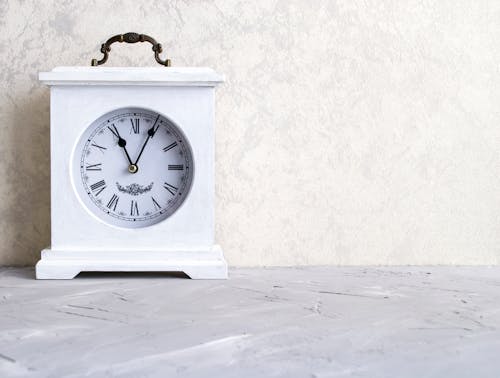 Photograph of a White Analogue Clock