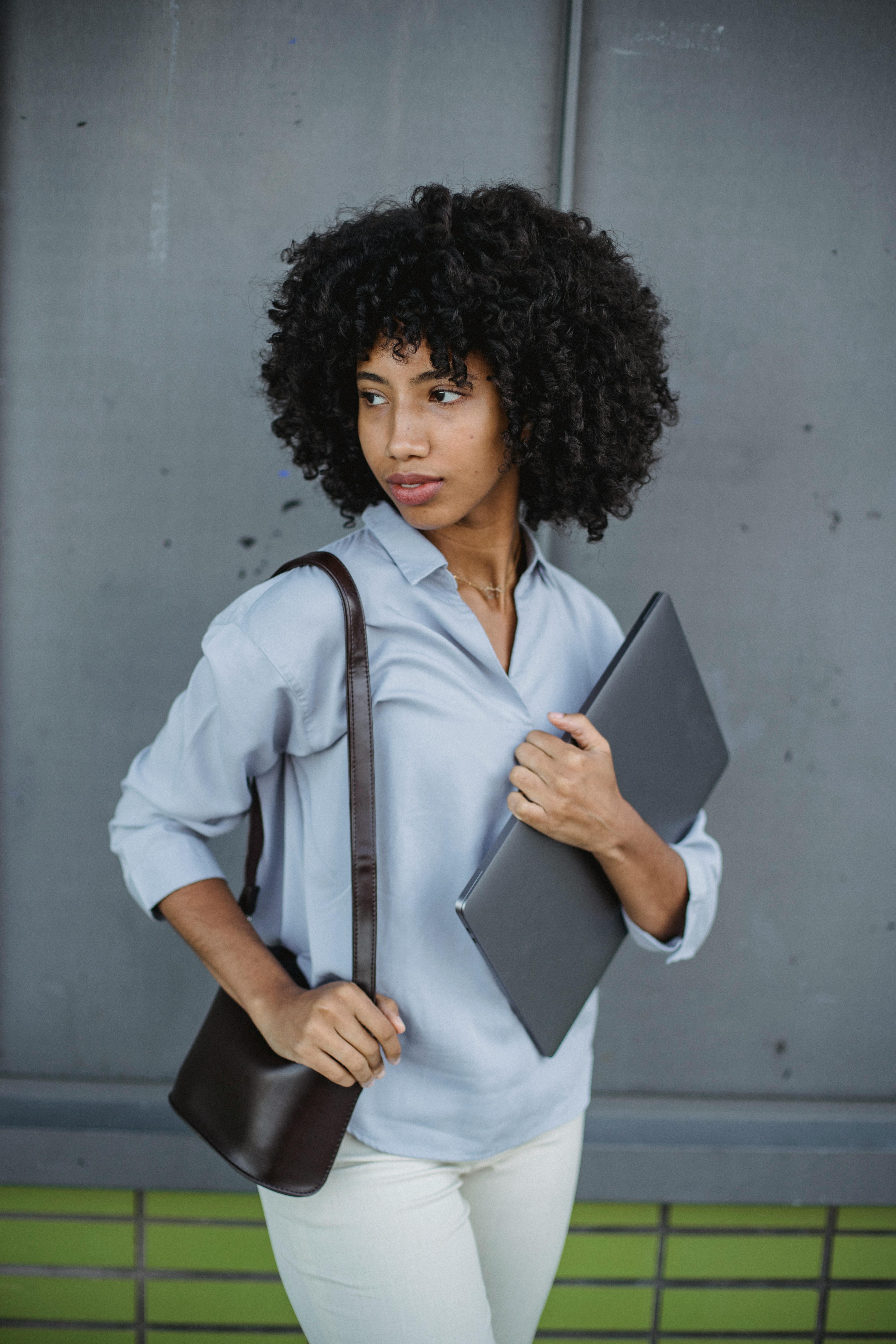 Ilmainen kuvapankkikuva tunnisteilla @outdoor, ammattilainen, bisnesnainen Kuvapankkikuva
