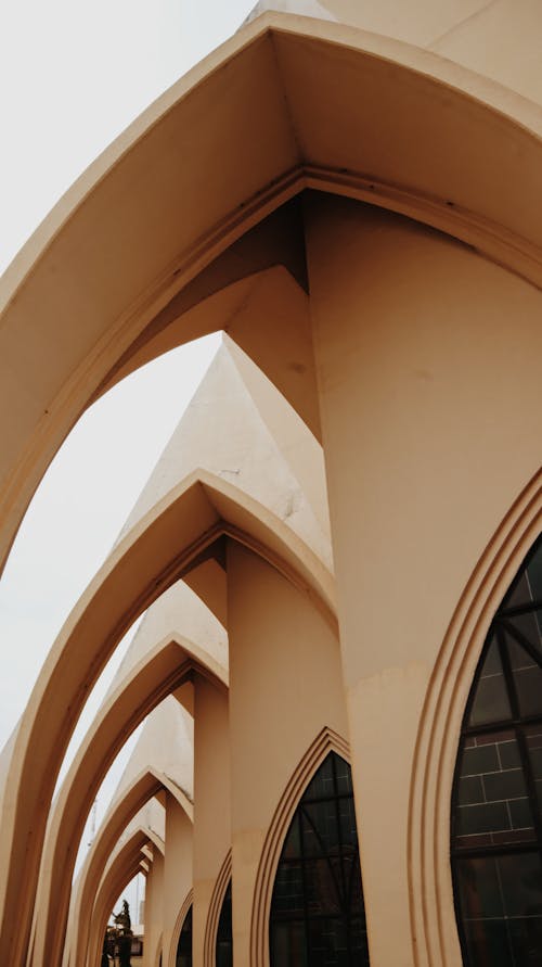 Rows of arches of unusual construction