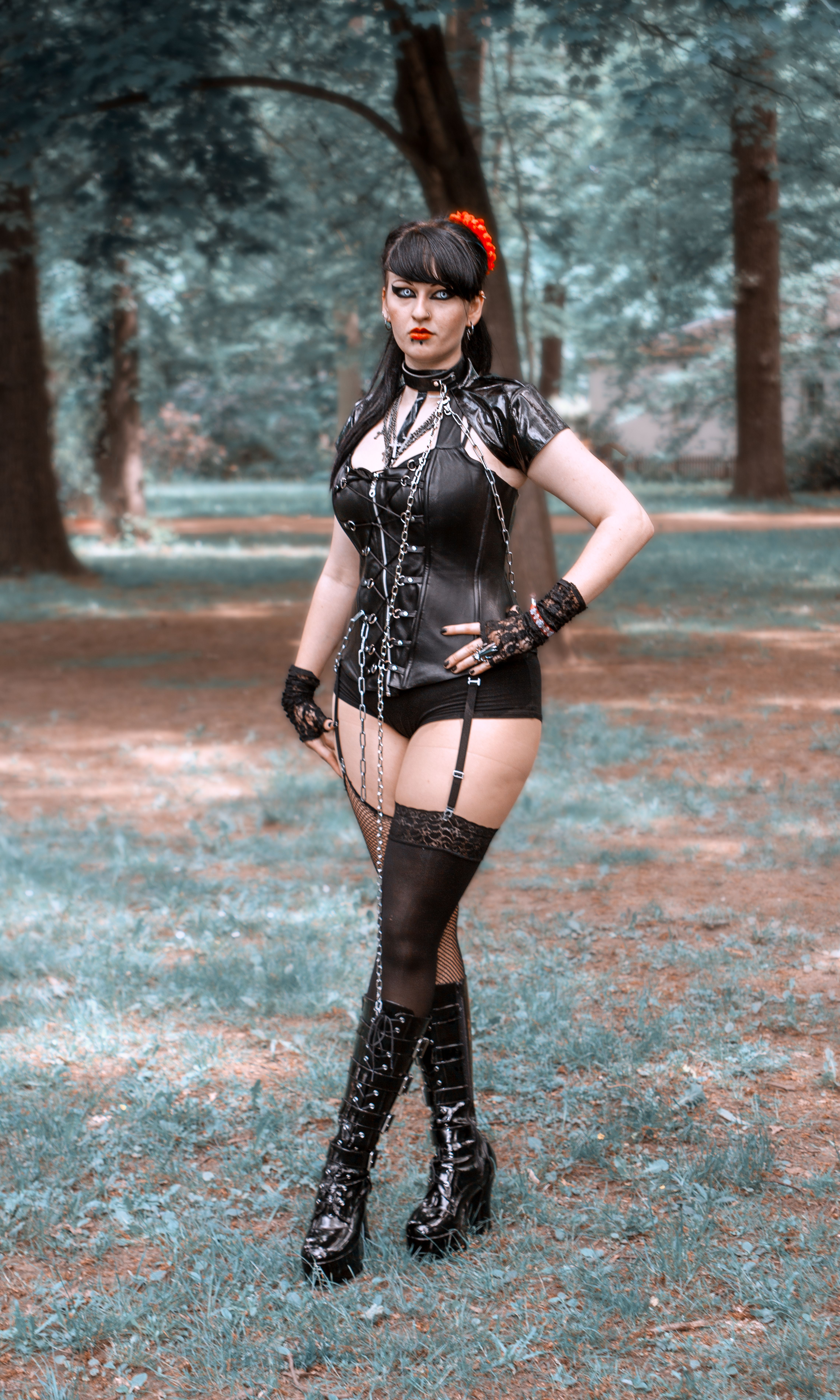 Sub Or Dom, Find A Hot Sub Date For Instant BDSM Dating Here!