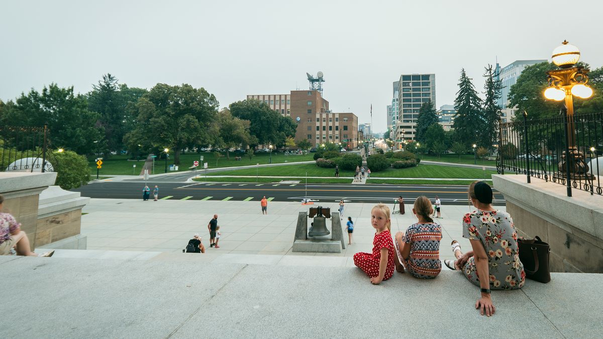 How to Enter Family Giveaways in Lincoln, Nebraska Without Scams