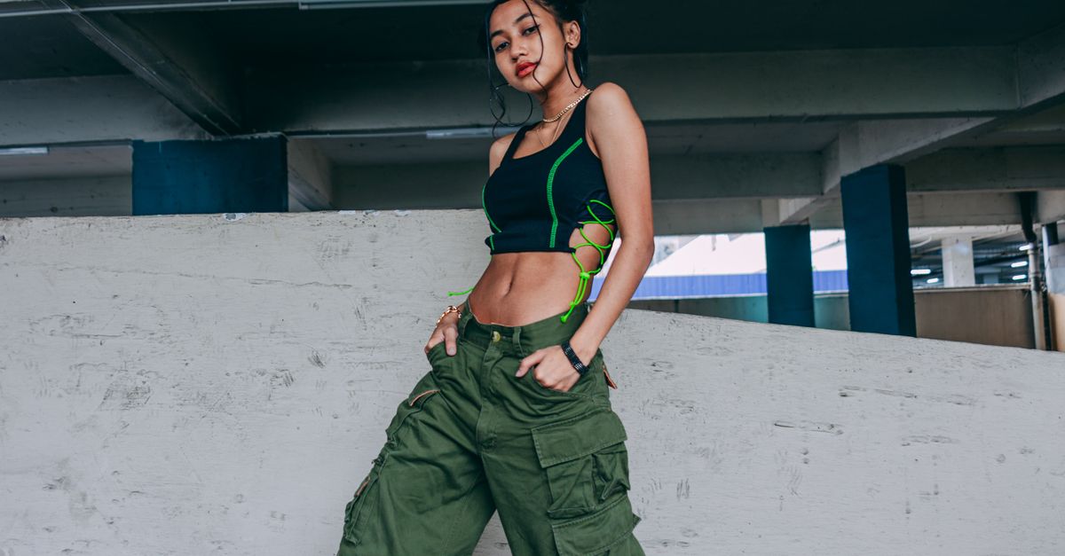 Chunky sneakers with green cargo pants