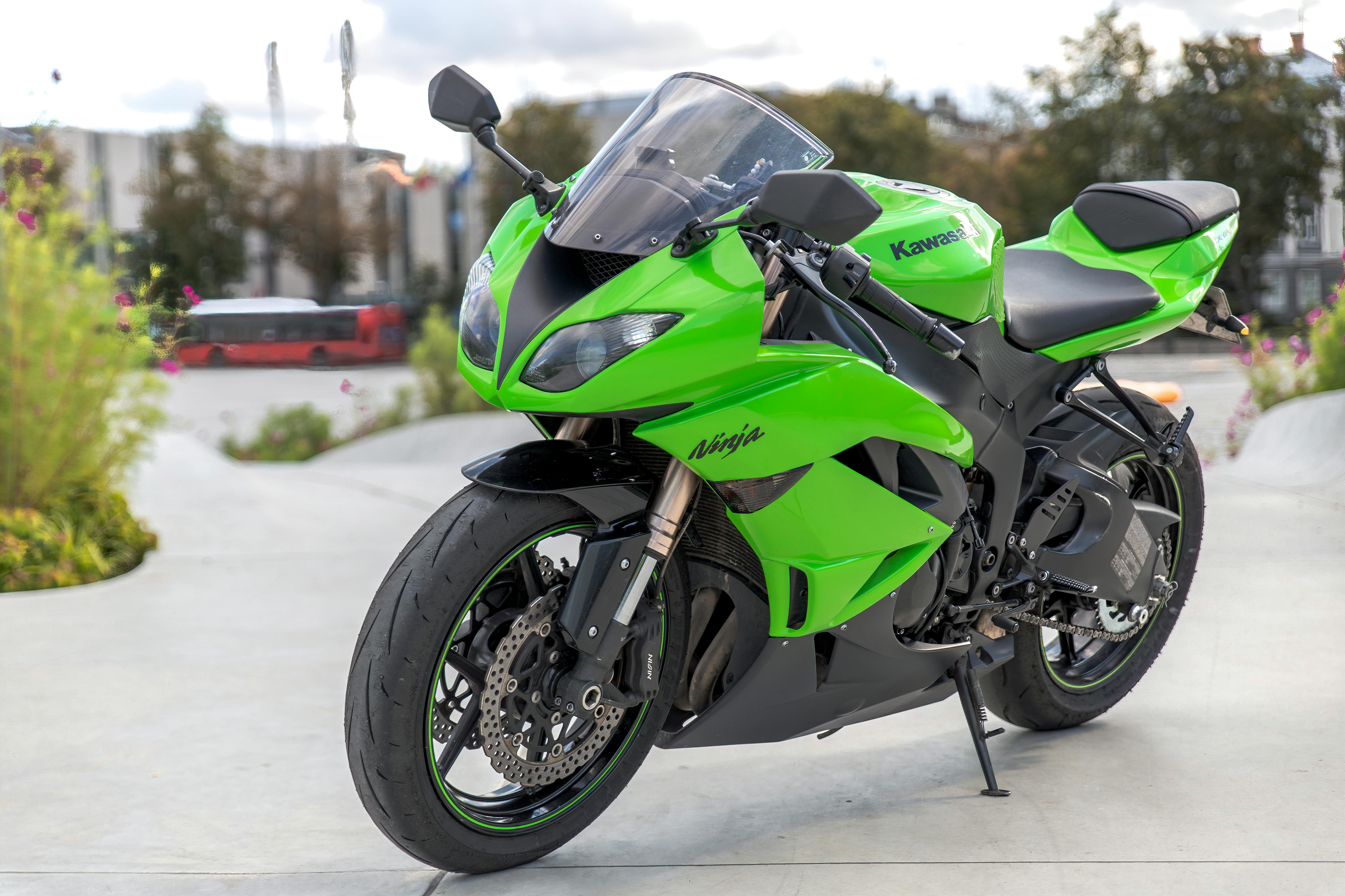 green sports bike