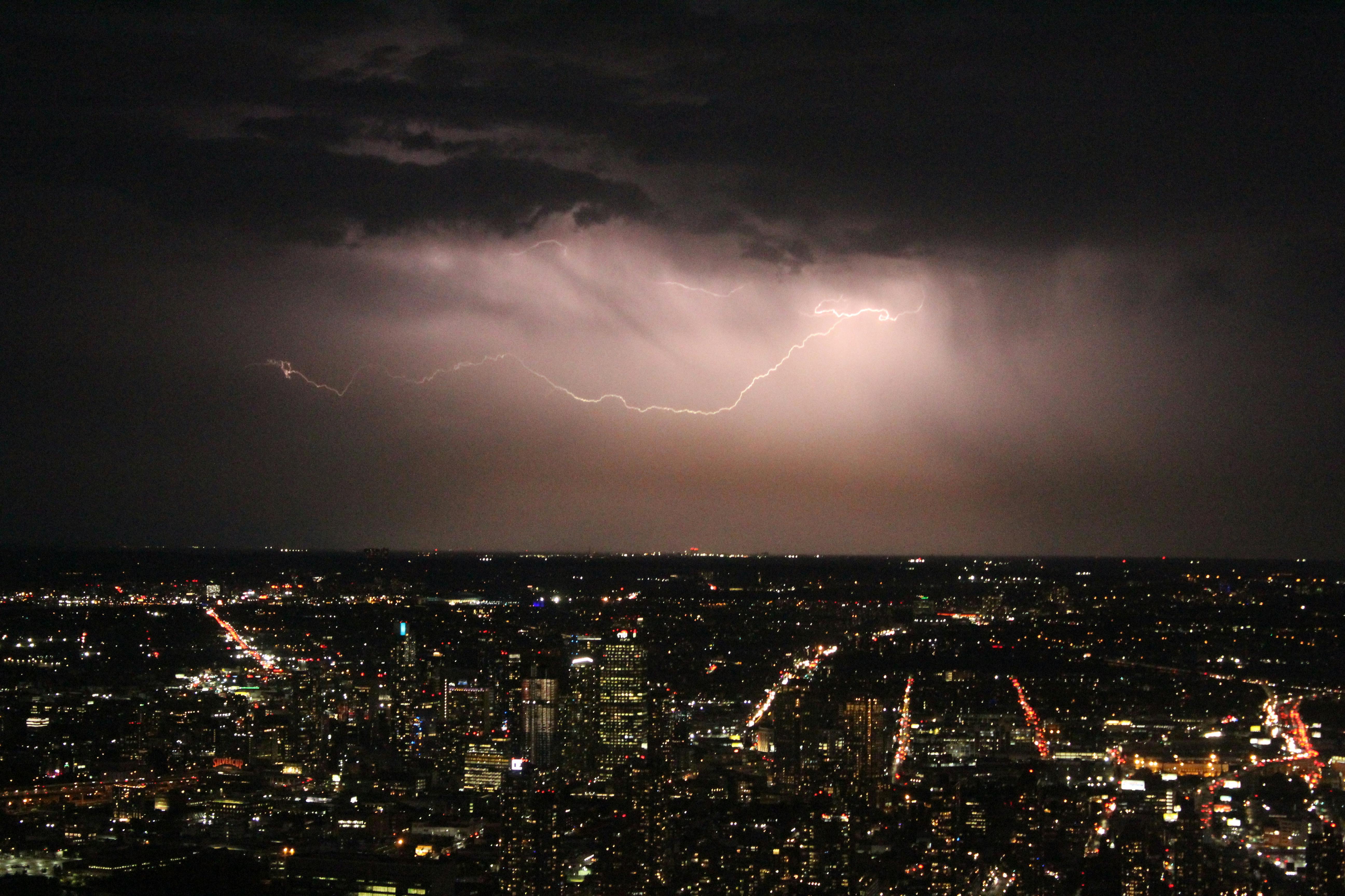 What to know about insurance claims as storm season hits Wisconsin — Photo by valentina muñoz on Pexels