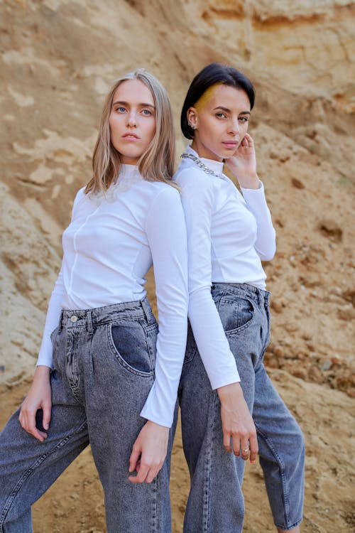 Женские джинсы: тренды 2021 года