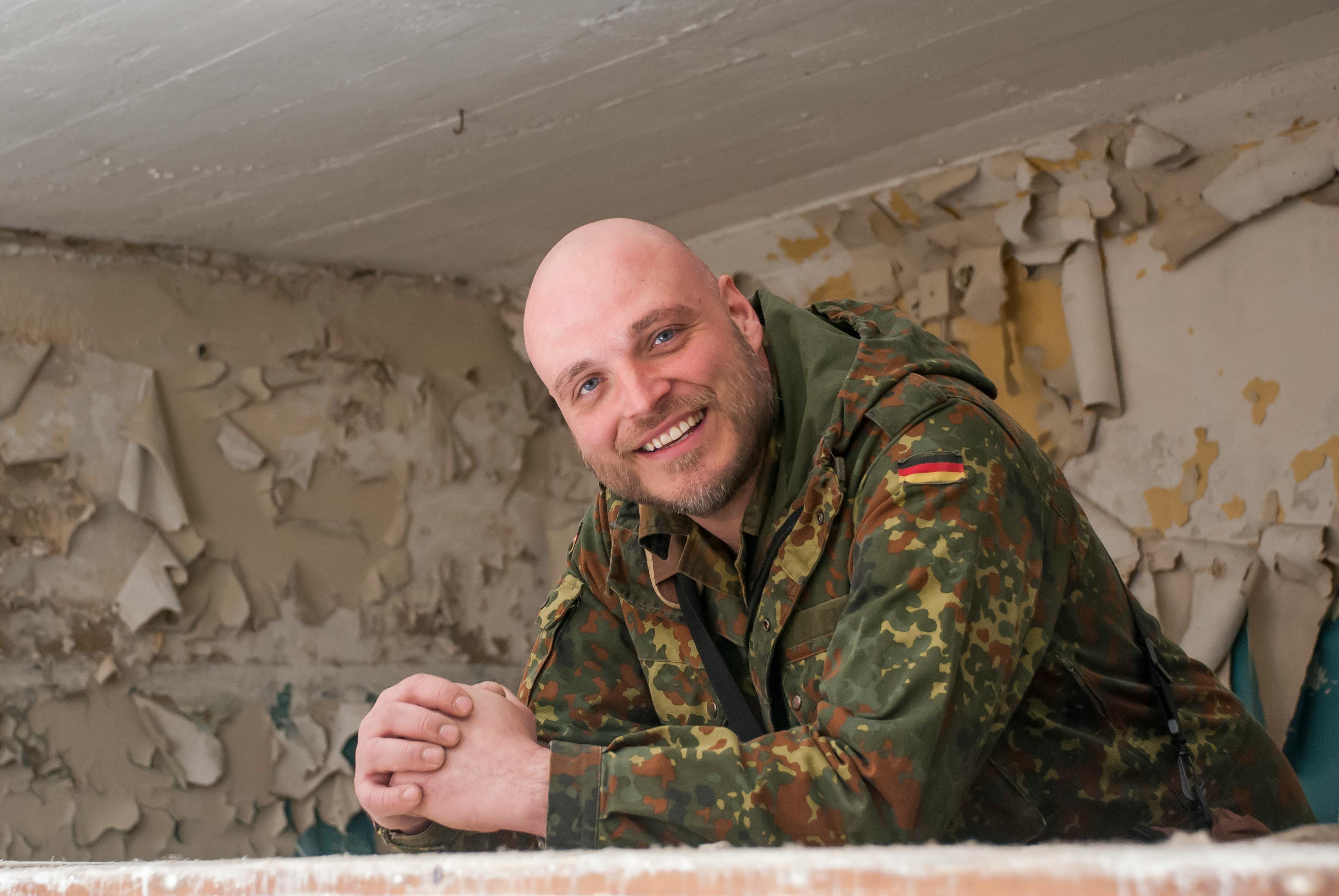 Vo vnútri denných videobrifingov Donalda Trumpa o vojne v Iráne