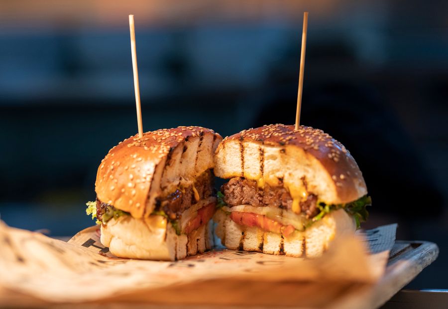 Representative Burgers & American food photo