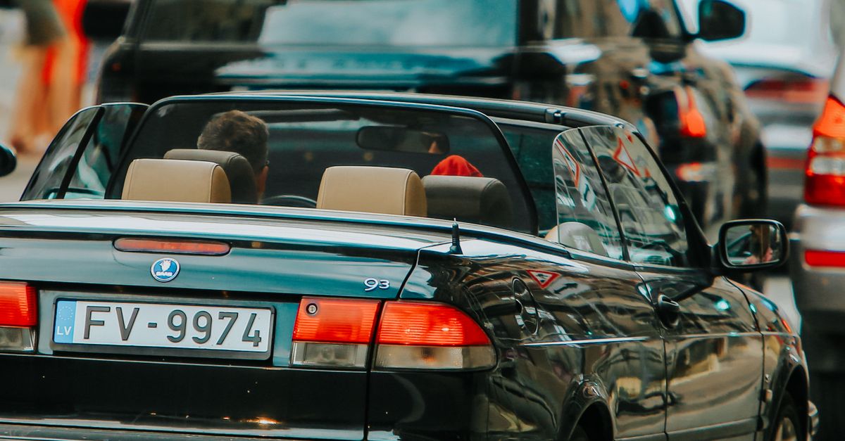 Профессиональные студийные фотографии автомобилей