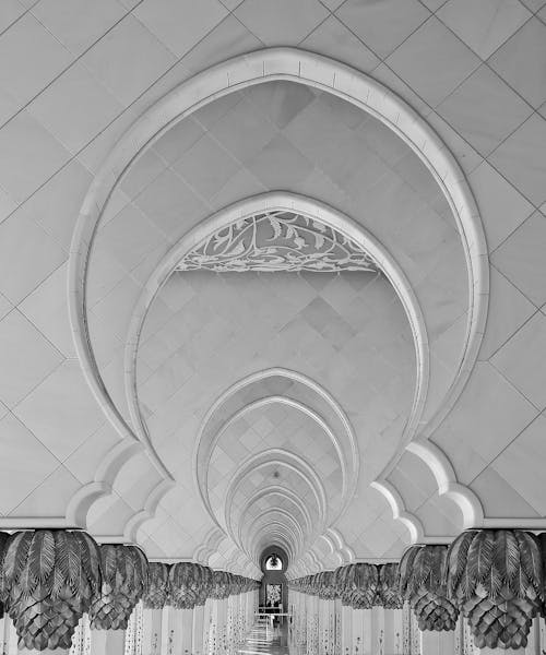 Inside of a the Sheikh Zayed Grand Mosque in Abu Dhabi, United Arab Emirates 
