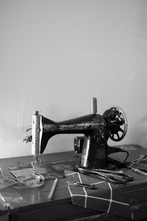 Monochrome Photo of a Sewing Machine
