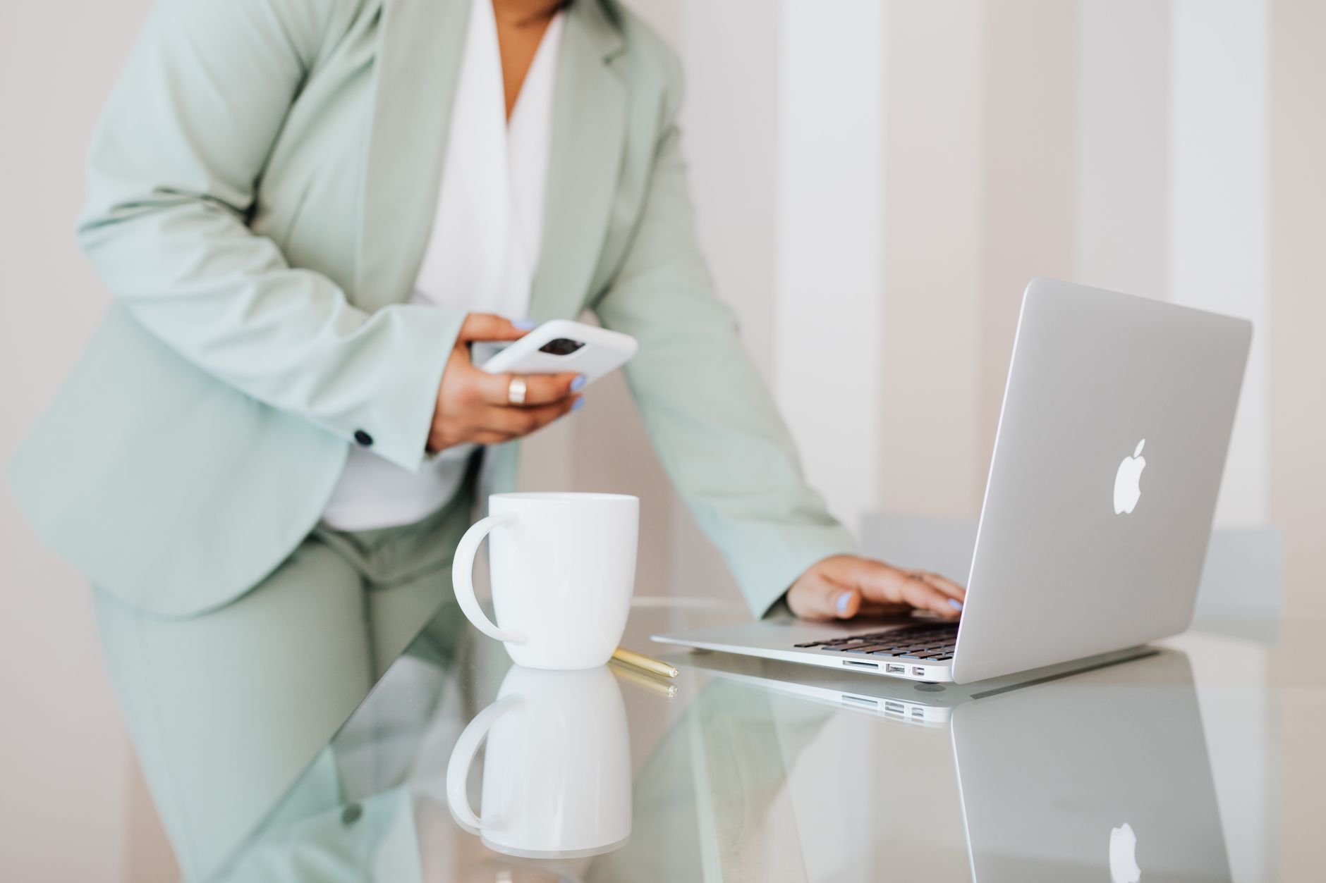 Enhancing Network Efficiency through Advanced Wireless and Security Technologies