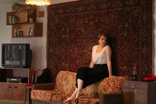 Free stock photo of home alone, девушка, дом Stock Photo