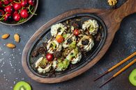 Dumplings in a Sizzling Plate