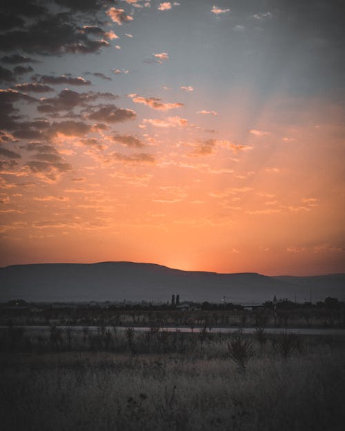 Foto profissional grátis de área, cair da noite, Hora dourada