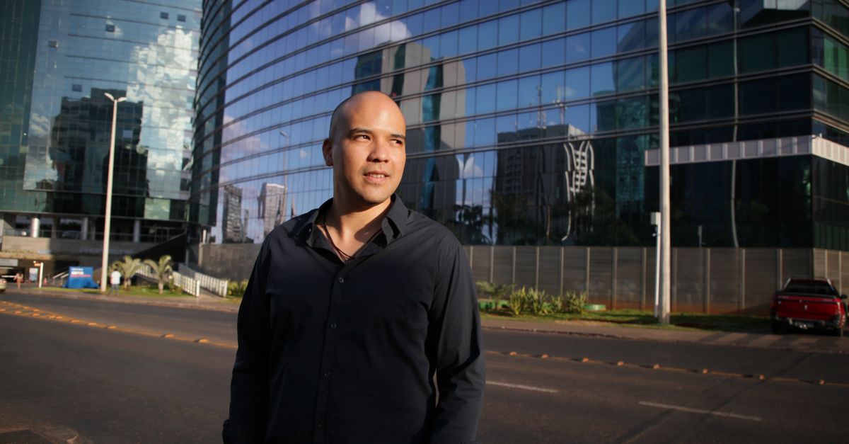 Ventura Denies Staged Vandalism at Chega Office, Accuses Rivals of Unproven Claims