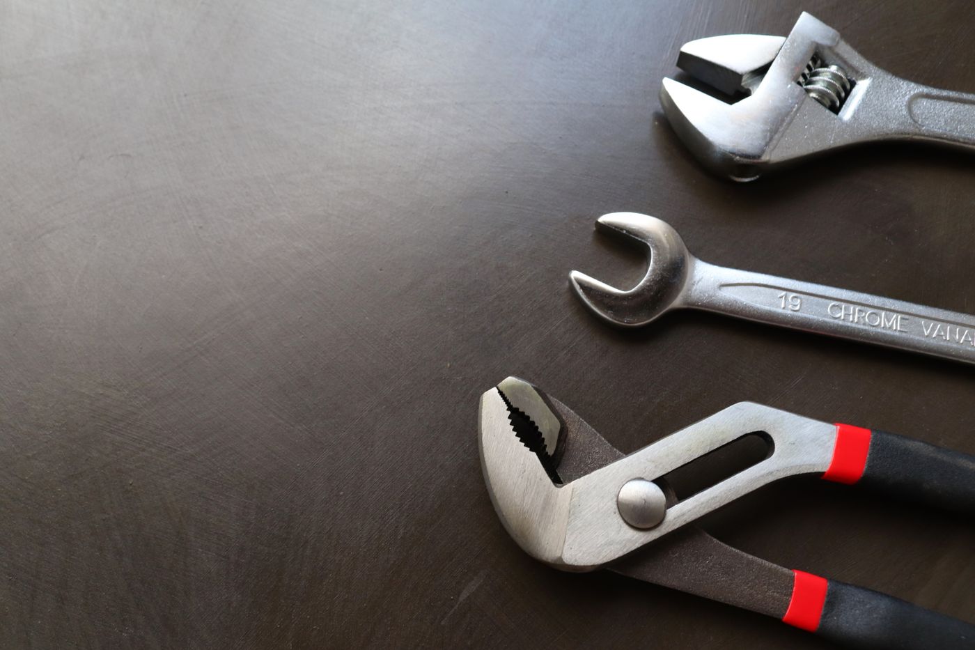 Hand tools and wrenches prepared for repair work